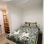 Les Logis Du Sud - Pampa Et Olivier * Gallargues-le-Montueux